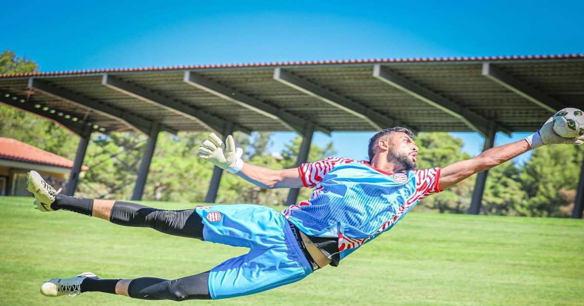 النادي الإفريقي يفوت في نور الدين الفرحاتي مجانا لاتحاد بن قردان