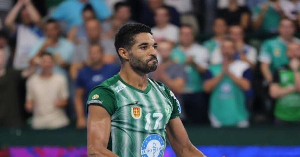 الدوري المقدوني: أسامة حسني مرشح لجائزة أفضل ظهير أيمن 